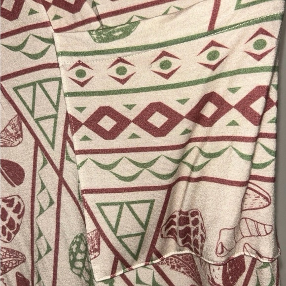 Lexbreezy Hawaii Tribal Shell Print Jumpsuit, 3XL — Modern Aloha Wear. - Picture 4 of 5